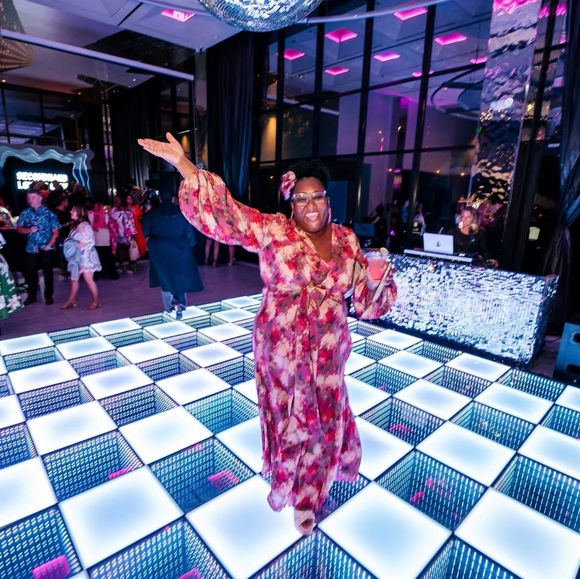 POSHFEST SPEAKER*MENTOR*BOSS - Picture 8 of 15